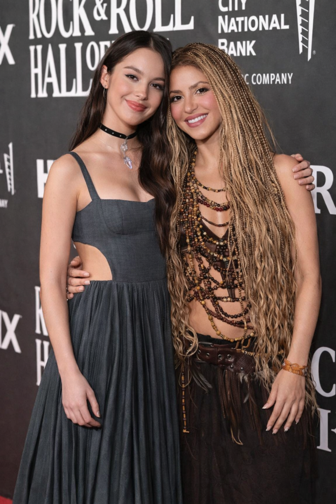 Olivia Rodrigo VS Shakira Isabel